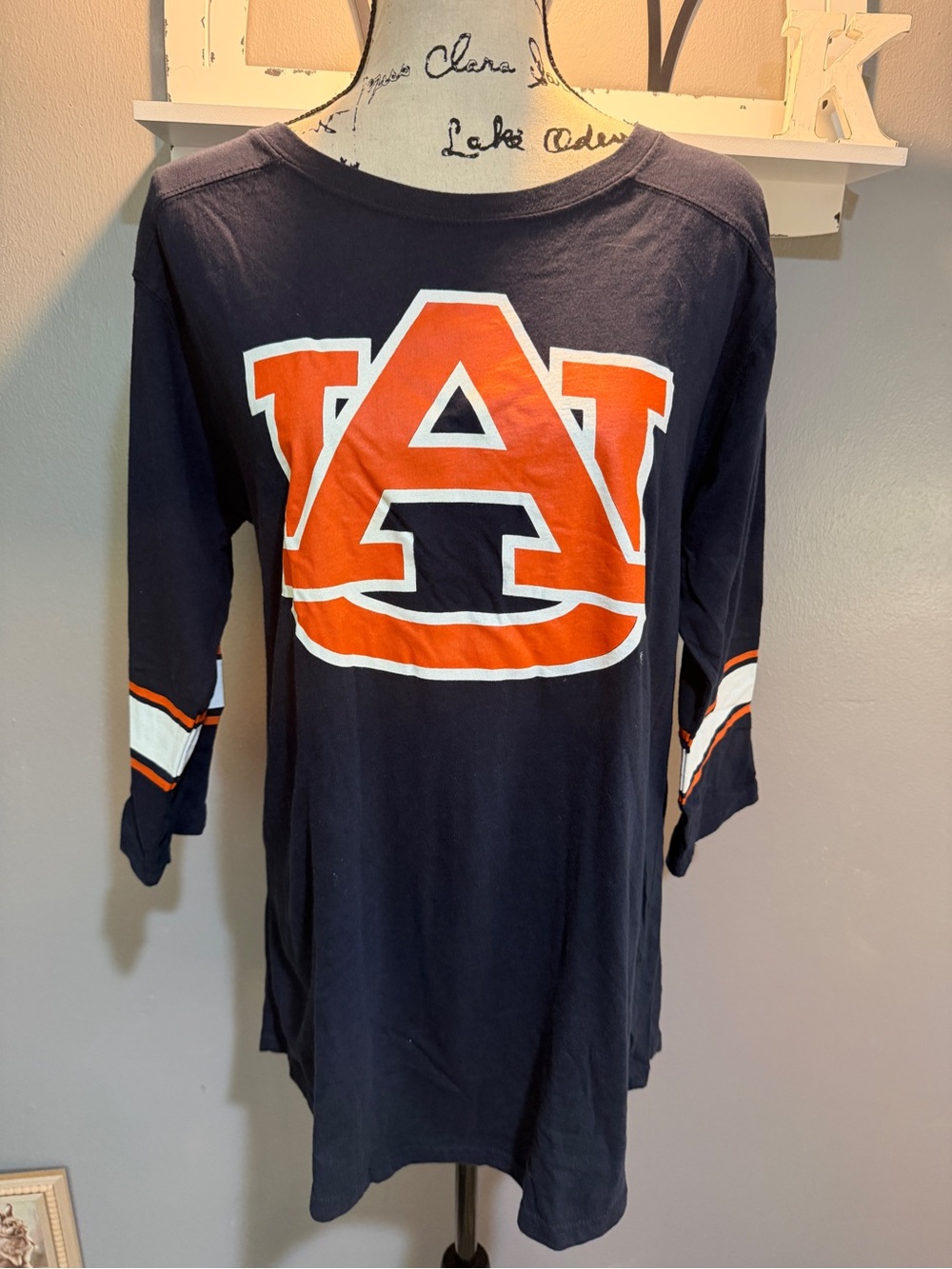 AUBURN TIGERS LADIES LONG SLEEVE NAVY TEE SZ XL